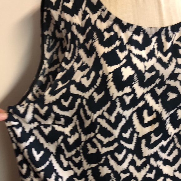 DKNY C sleeveless pull over dress size large side zipper - Picture 3 of 5